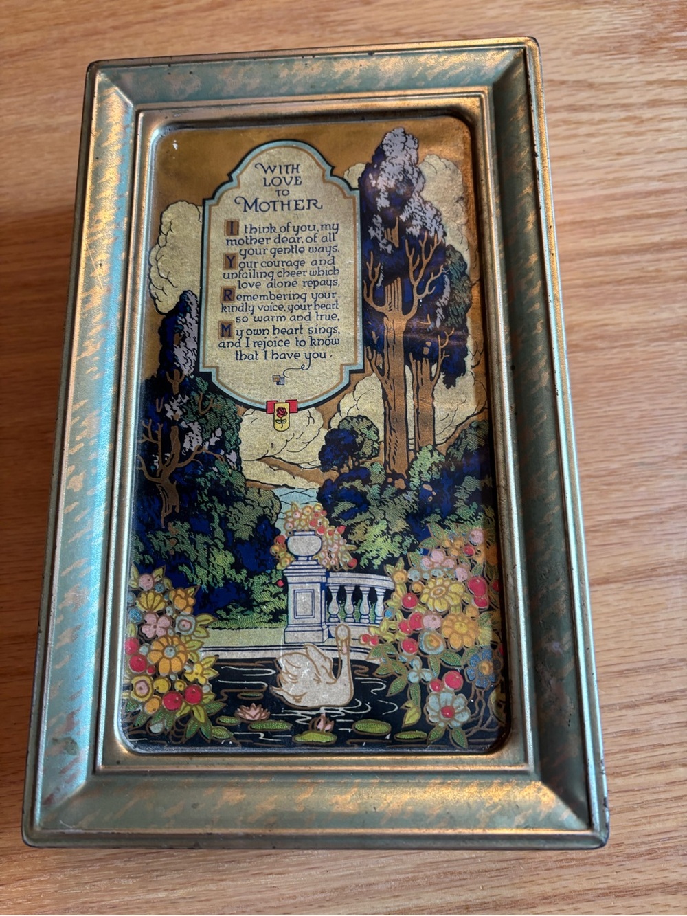 Vintage 1920’s Artstyle Chocolates Decorative Tin “With love To Mother”poem ***
